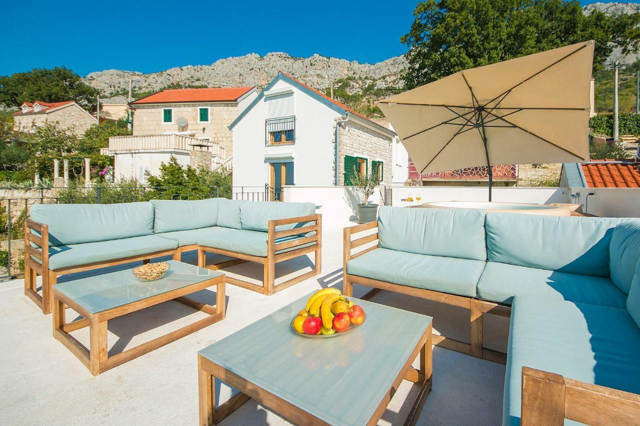 Old Village Apartment