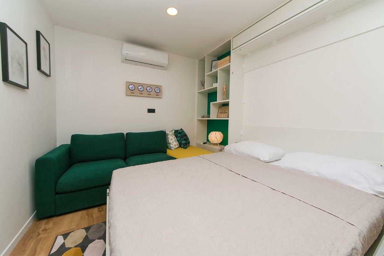 Old Village Apartment *
